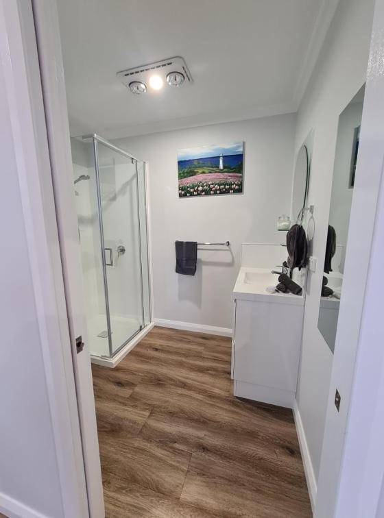 Kadi House - Unit 2 Apartment วินน์ยาร์ด ภายนอก รูปภาพ