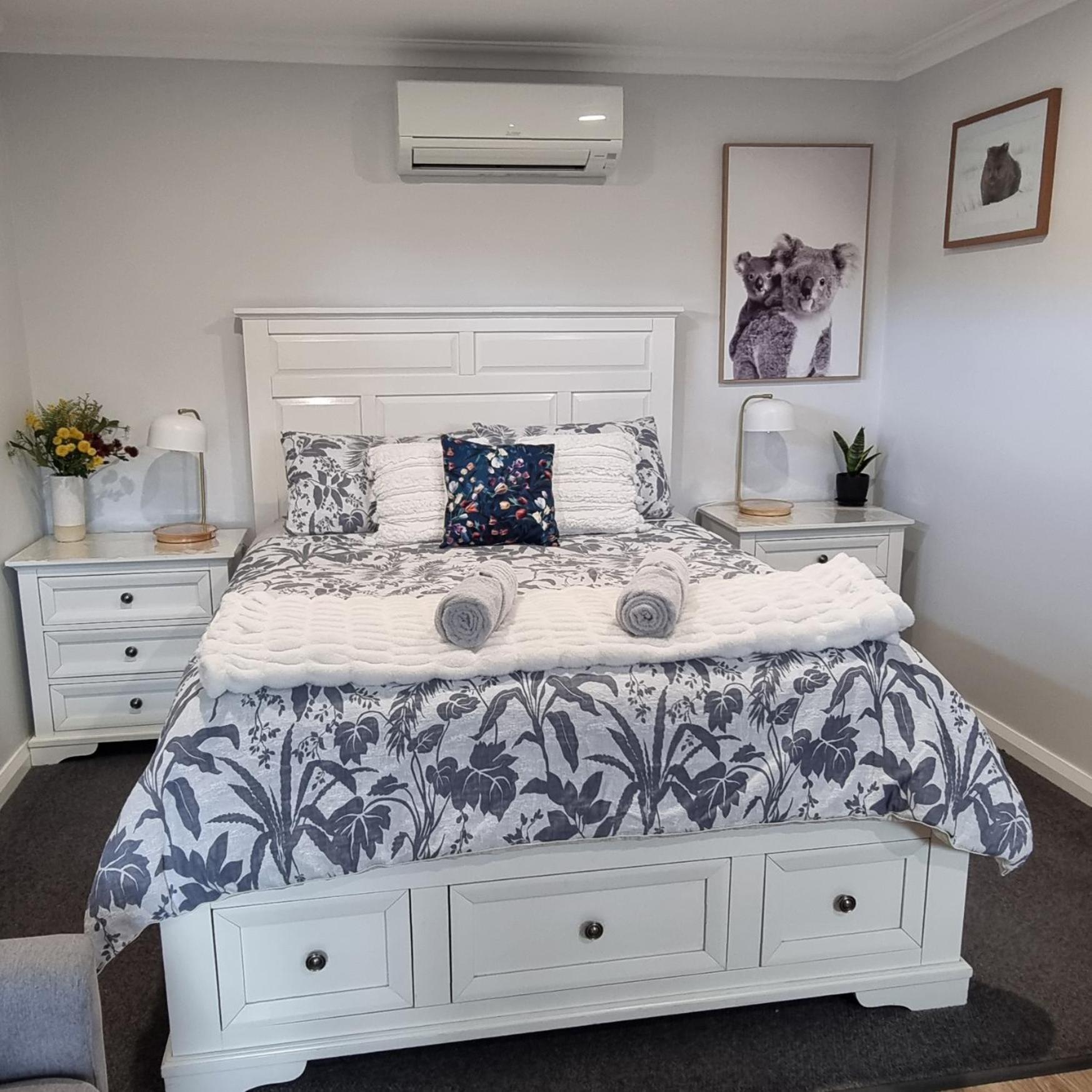 Kadi House - Unit 2 Apartment วินน์ยาร์ด ภายนอก รูปภาพ