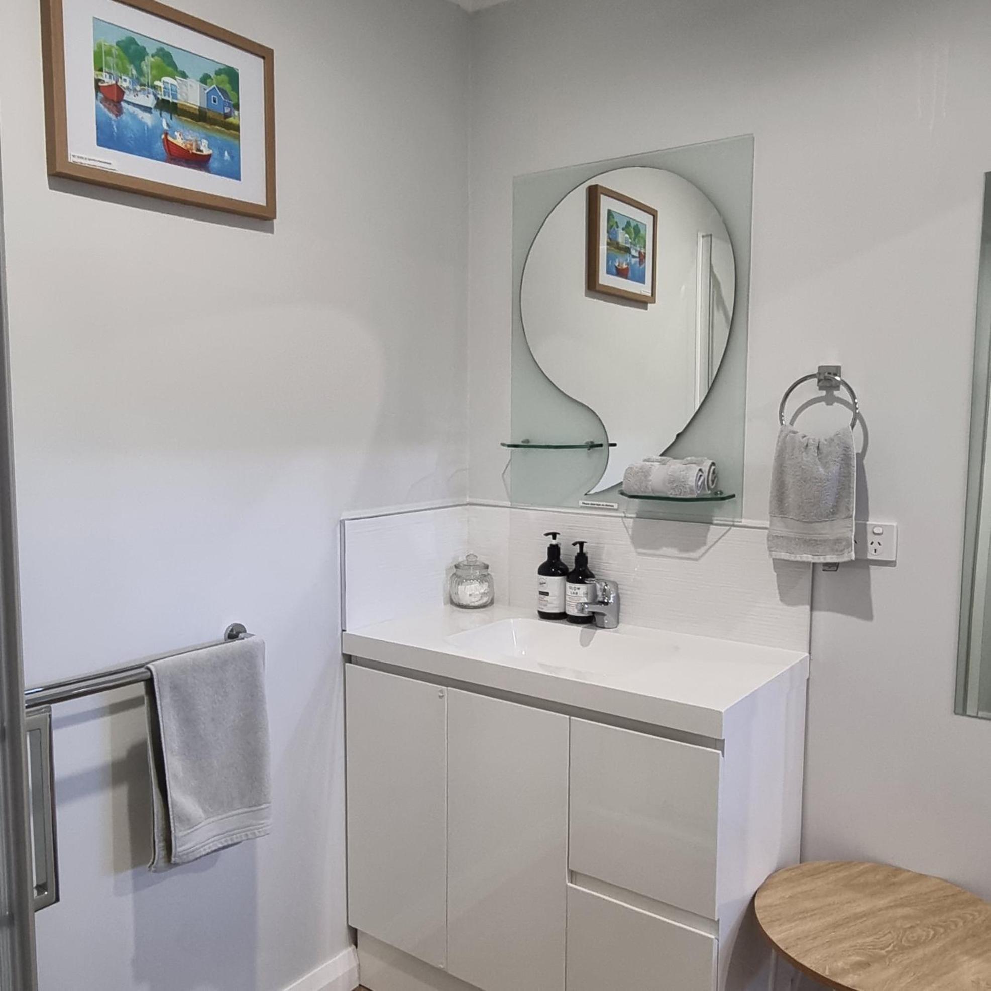 Kadi House - Unit 2 Apartment วินน์ยาร์ด ภายนอก รูปภาพ